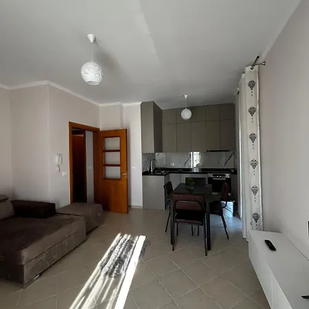 Apartament Elite Valona, شقة